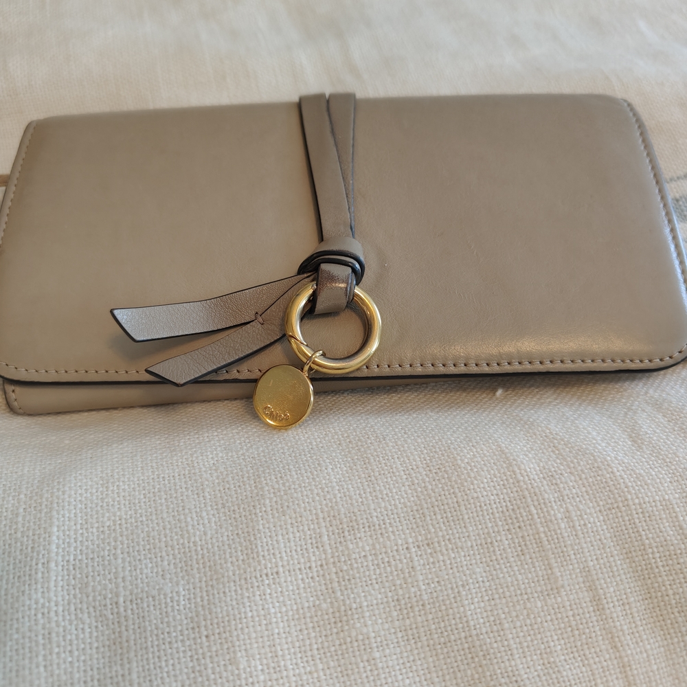 Chloe Authentic Tan Leather Wallet with Gold Ring Accent